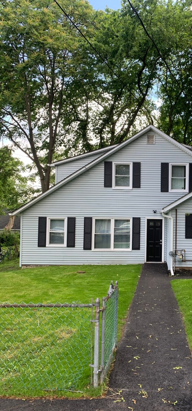 12 Sayer St in Goshen, NY - Building Photo - Building Photo