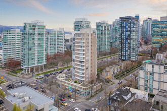 Devon Gate in Vancouver, BC - Building Photo - Building Photo