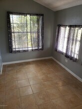 1011 S Hopkins Ave in Titusville, FL - Building Photo - Building Photo