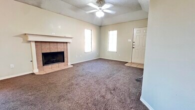 3102 110th St in Lubbock, TX - Building Photo - Building Photo