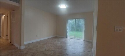 11345 Circle Way in Leesburg, FL - Building Photo - Building Photo
