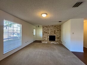 6802 Old Briarstown Dr in Waco, TX - Building Photo - Building Photo