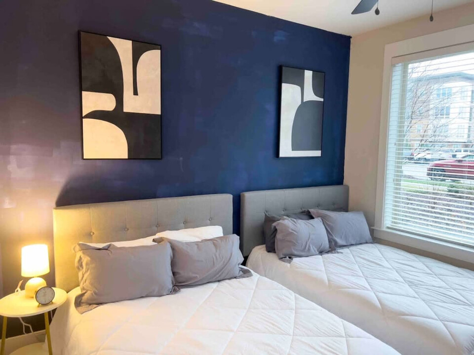 6421 Providence Farm Ln in Charlotte, NC - Building Photo