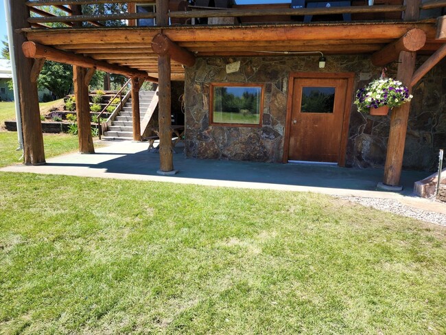 property at 42444 Holt Rnch Ln