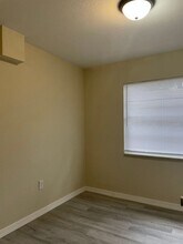 3207 E Caracas St in Tampa, FL - Building Photo - Building Photo