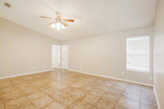 3240 Merganzer Trail in Orange Park, FL - Building Photo - Building Photo