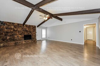 945 Clear Springs Dr in Desoto, TX - Building Photo - Building Photo