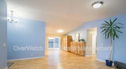 7900 Kiana Cir in Anchorage, AK - Building Photo - Building Photo