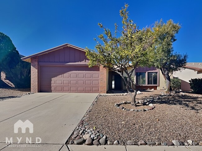 property at 370 S Pemberton Ave