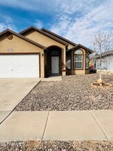 12369 Tierra Apache Rd in El Paso, TX - Building Photo - Building Photo