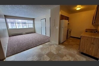 82 E Hayden Ave in Evanston, WY - Building Photo - Building Photo