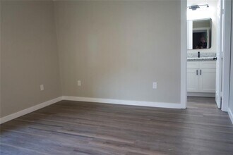 7317 Briefway St-Unit -A in Houston, TX - Building Photo - Building Photo
