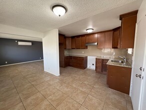 1378 S Gibbs St in Pomona, CA - Building Photo - Building Photo