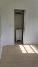 1042 NW 49th St in Miami, FL - Building Photo - Building Photo