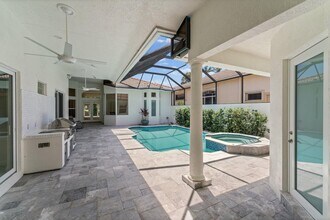 128 Abondance Dr in Palm Beach Gardens, FL - Building Photo - Building Photo