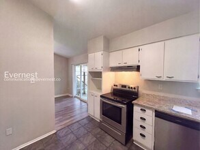 8694 Yorktown Dr in Southaven, MS - Foto de edificio - Building Photo