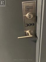 3260 Sheppard Ave E in Toronto, ON - Building Photo