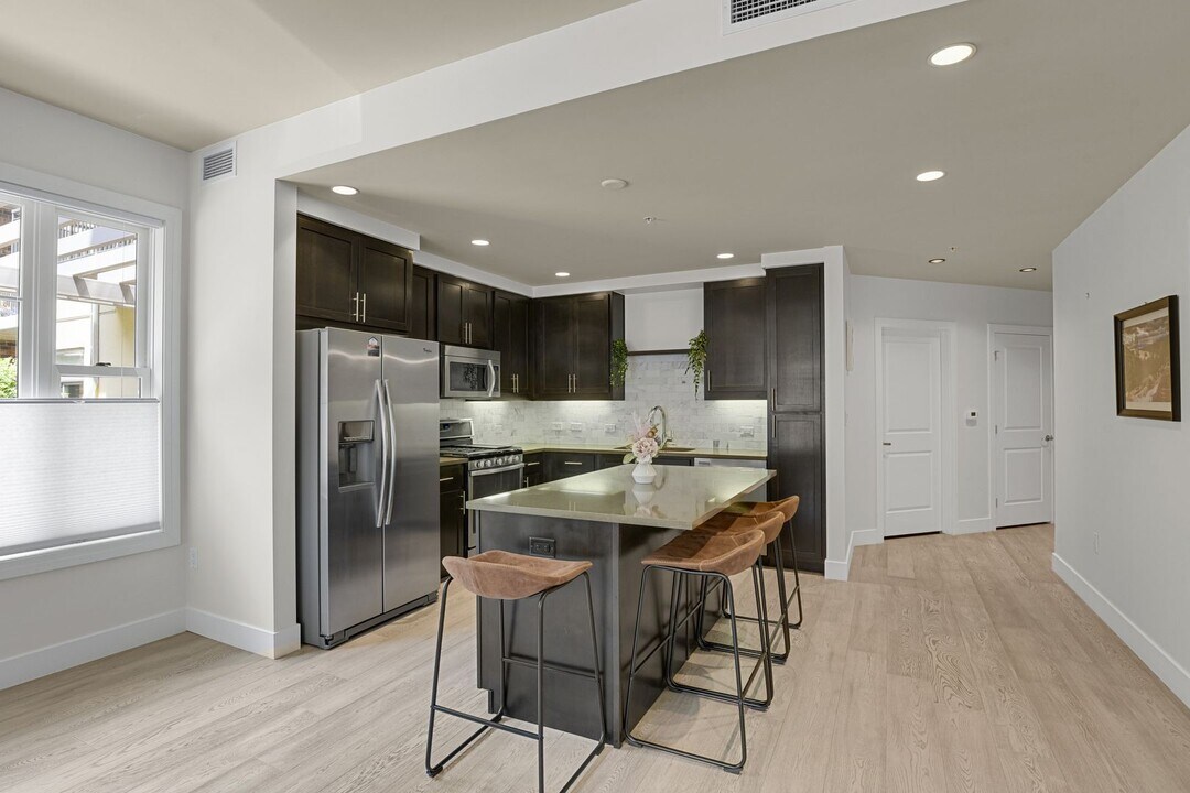 3401 Arapahoe Ave in Boulder, CO - Building Photo