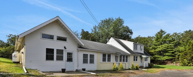 property at 1563-1567-1567 NY-28