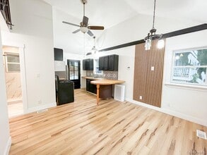 765 Meadow Rd in Smithtown, NY - Building Photo - Building Photo