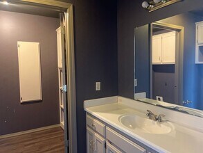 317 W 16th Ct in Russellville, AR - Building Photo - Building Photo