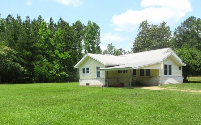 1046 Miers St in Anacoco, LA - Building Photo - Building Photo
