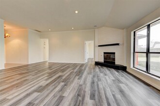 8125 Jason Dr in Oklahoma City, OK - Building Photo - Building Photo