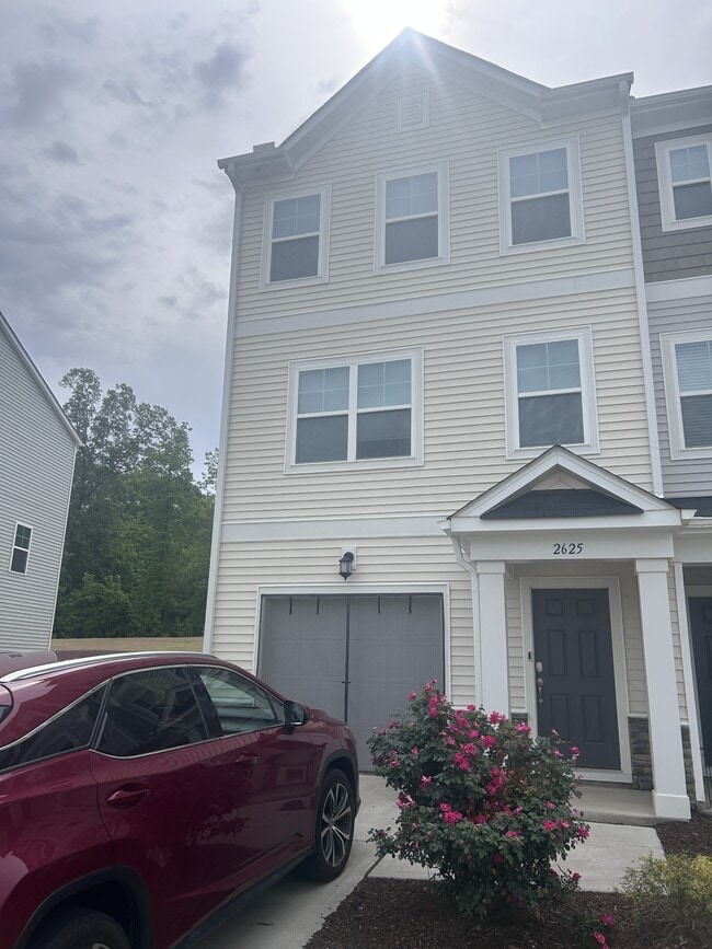 2625 Chert Ln in Raleigh, NC - Building Photo - Building Photo
