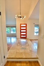 9 Quince Ct in Novato, CA - Building Photo - Building Photo