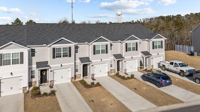 2507 Gracie Ln in Carthage, NC - Foto de edificio - Building Photo