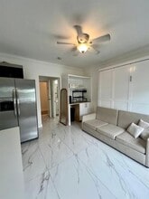 1455 Michigan Ave in Miami Beach, FL - Building Photo - Building Photo