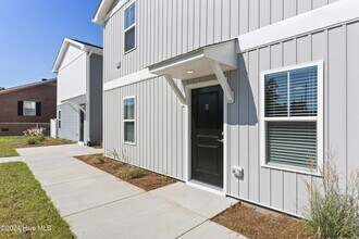 706 Taylor St-Unit -A in Wilmington, NC - Building Photo - Building Photo