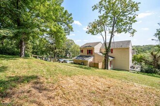 77 Swartswood Rd in Newton, NJ - Building Photo - Building Photo