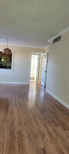 9495 Evergreen Pl, Unit 401 in Davie, FL - Building Photo - Building Photo