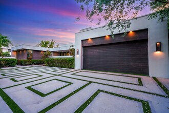 4011 Bayview Dr in Fort Lauderdale, FL - Building Photo - Building Photo