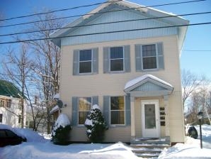 21 Cottage St in Norway, ME - Building Photo