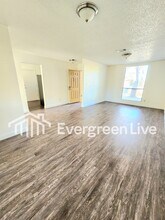 2143 Santa Clara Ct in Portales, NM - Building Photo - Building Photo