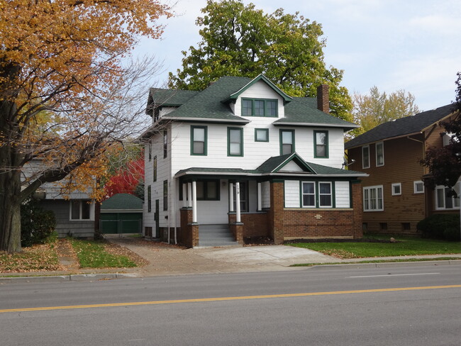 property at 179 Niagara Falls Blvd