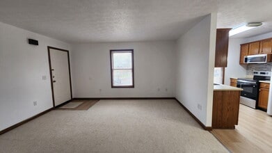 304 Remington Ct in Richmond, KY - Building Photo - Building Photo