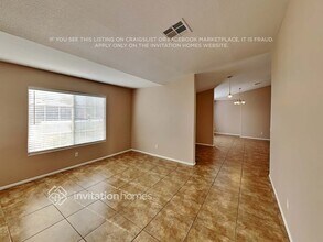 7504 Elk Meadows Ct in Las Vegas, NV - Building Photo - Building Photo