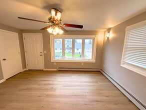 11 Monadnock St in Nashua, NH - Building Photo - Building Photo