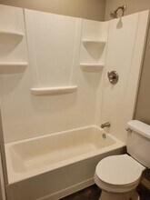 18060 County Road 1100, Unit 3 in Flint, TX - Foto de edificio - Building Photo