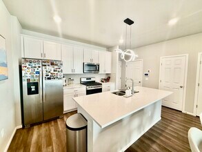 12248 Dairy St in Northglenn, CO - Foto de edificio - Building Photo