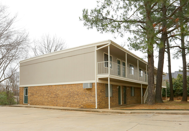 The Pines in Fort Smith, AR - Foto de edificio - Building Photo