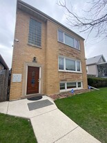 5510 W Schubert Ave, Unit 2 Apartamentos