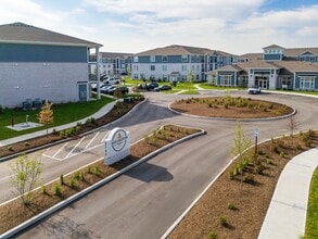 Arlington Farms in Greenwood, IN - Foto de edificio - Building Photo