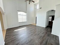 6706 Golden Oak Ln in Killeen, TX - Foto de edificio - Building Photo