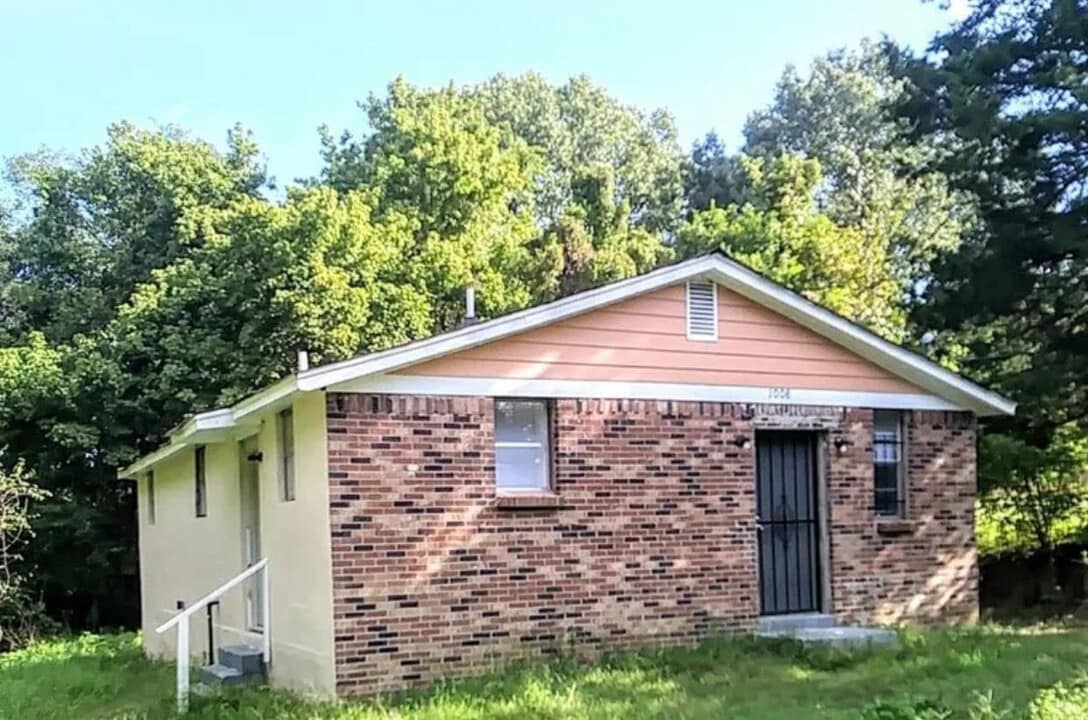 1008 Walk Rd in Memphis, TN - Building Photo