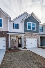 13045 Cottage Crst Ln in Charlotte, NC - Building Photo - Building Photo