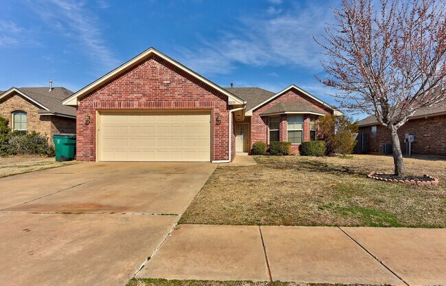 10633 SW 35th St in Yukon, OK - Building Photo - Building Photo